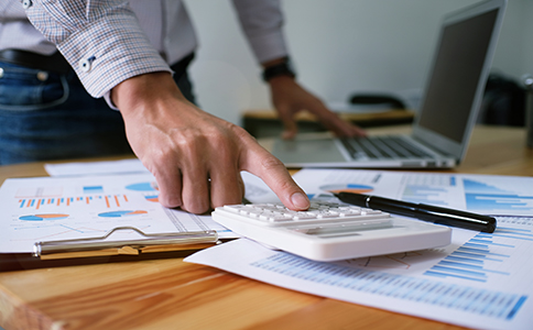 ?？诠咀?cè)資本增加