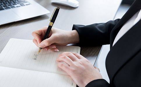 影響?？诠咀N時間的因素