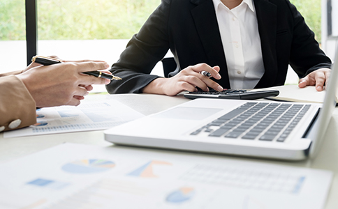 ?？诠究鐓^(qū)遷移的操作步驟