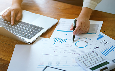 ?？诙悇?wù)變更