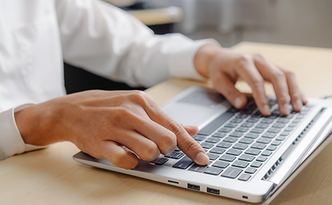 ?？诠久Q(chēng)變更