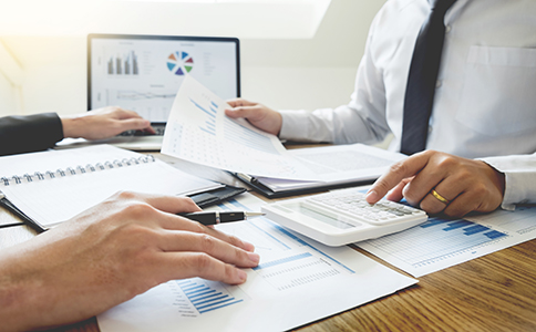 ?？谧赃\輸公司