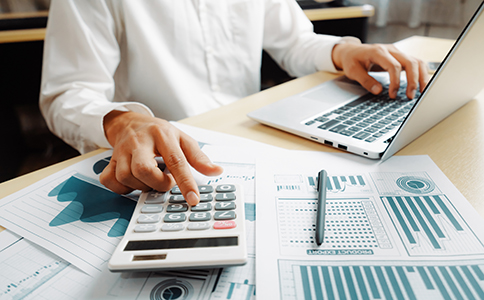 ?？诖碛涃~公司最新收費標準