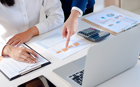 ?？谧?cè)有限公司的基本條件