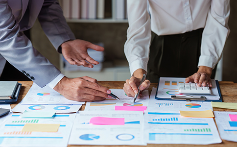 ?？谛∫?guī)模納稅人報(bào)稅所需的主要材料