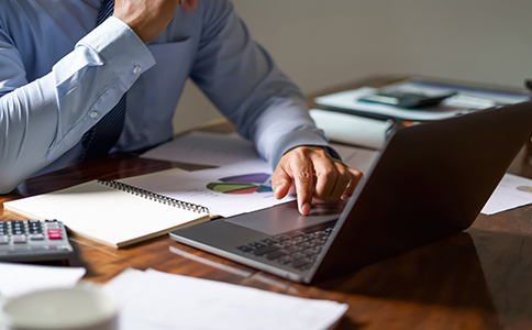 ?？谧稍児咀缘幕緱l件