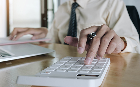 ?？诠咀缘牧鞒膛c步驟