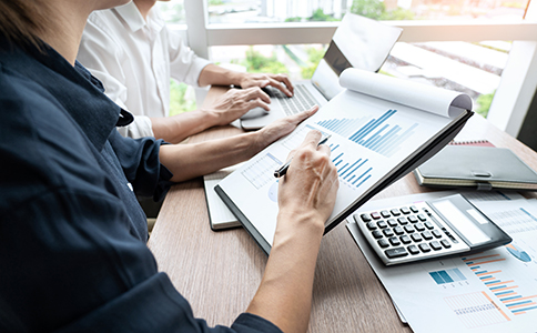 ?？诖韴蠖惓Ｒ娰M用區(qū)間說明