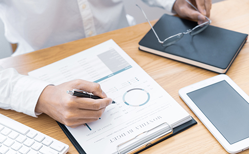 ?？诳萍脊咀?cè)條件