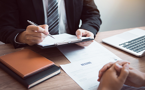 ?？诠咀允召M包含哪些項目