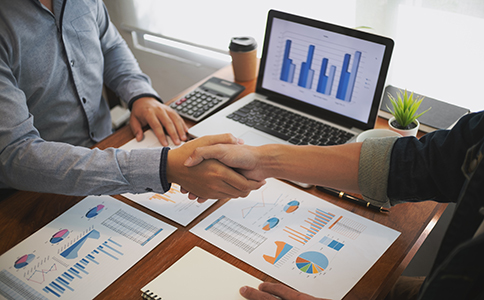 在?？谧再Q(mào)易公司的流程