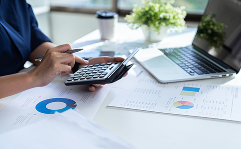 ?？诖~公司選擇標準及避坑指南