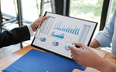 ?？陂_公司費(fèi)用分析