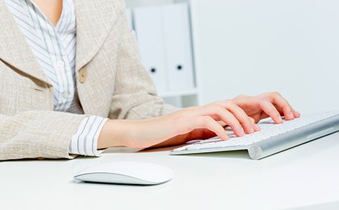 ?？诠咀孕枰男┵Y料