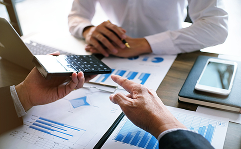 ?？谧再Q(mào)易公司費用說明