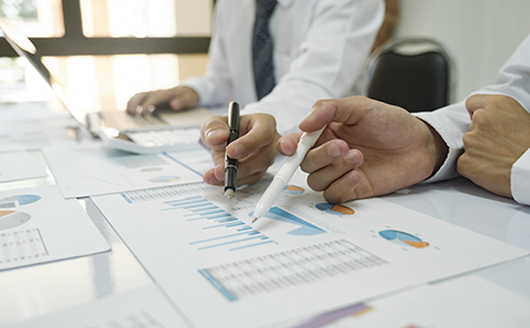 辦理?？诠咀?cè)多少錢(qián)